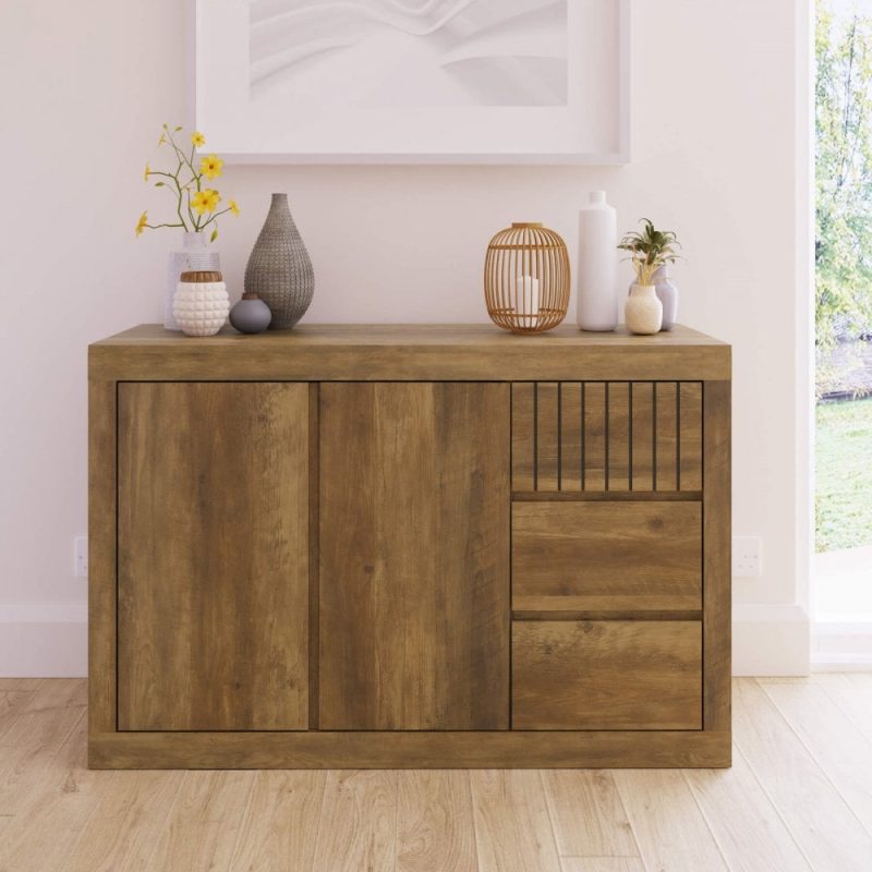 Knotty oak furniture